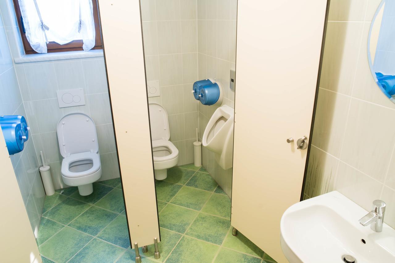 Hostel Hisa Na Travniku Dob Экстерьер фото